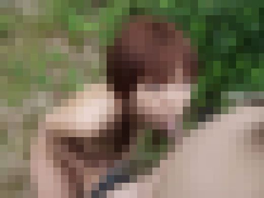 ◆素人投稿動画 「ここで脱ぐんですか？」と言いつつ下着にコートで来る露出好き女子大生 【Part.02：全裸で歩き回り見られまく　サンプル画像3