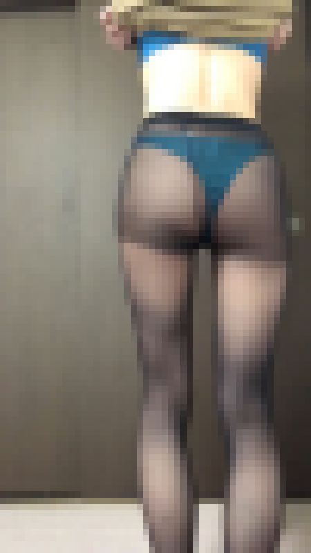 003お股ガクガク性欲旺盛な変態女　サンプル画像1