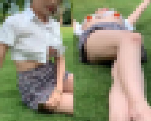 【高画質】Vol2 風でシャツがめくれ！ノーブラおっぱいが！　サンプル画像2