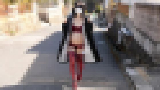 下半身だけ裸　ガーターベルトで野外露出する素人妊婦255n15-3 サンプル画像