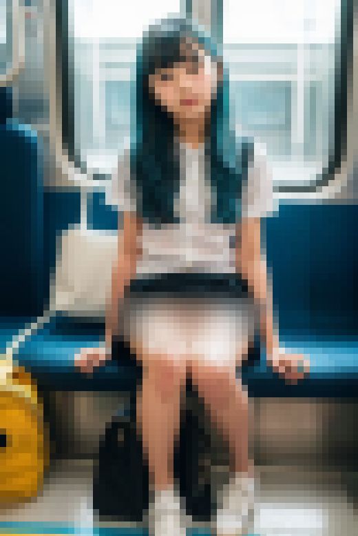 ♡学校帰りおパンツ♡ミニスカで対面座りパンチラモロ画像集 サンプル画像3