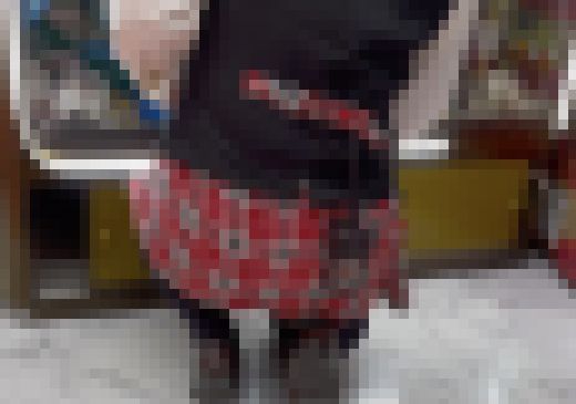 【20代の巨尻】AKBコスのゲーセン店員ちゃん　極薄生地のキュロットで尻の形が丸わかりw 【4K】　サンプル画像2