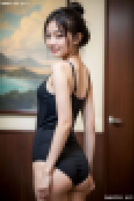 【オナニー音声付】いろんな女性のお尻にズームイン!!　サンプル画像1