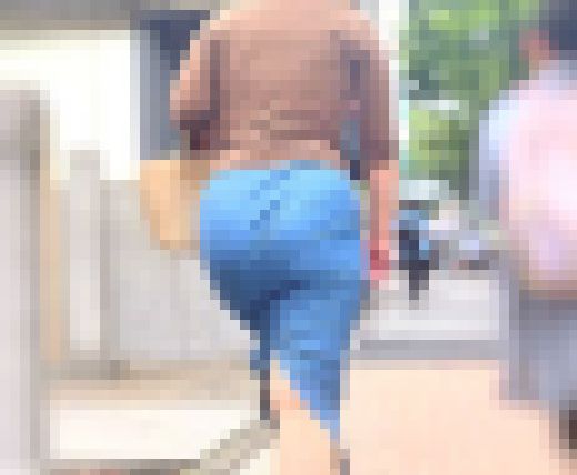 肉厚でジューシーな爆尻ＯＬ降臨！長身肉感エロボディ＋ワガママ爆裂ヒップをパッツンさせて男を挑発！ 下品なタイトスカート OL編　サンプル画像2