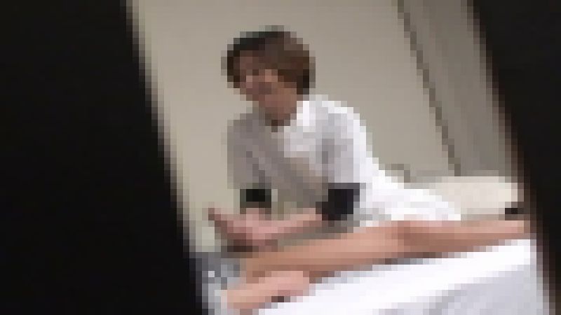 こんなオバさんでいいの!?デカチン握りしめた欲求不満の熟女マッサージ嬢!File.2 サンプル画像