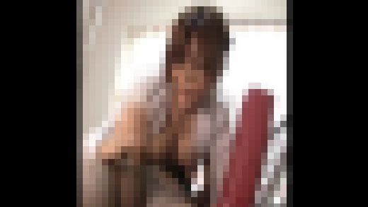 隣りの奥さんがこのディルドよりカタくて大きいデカチンになったら入れさせてくれると誘惑してきた！File.1　サンプル画像3