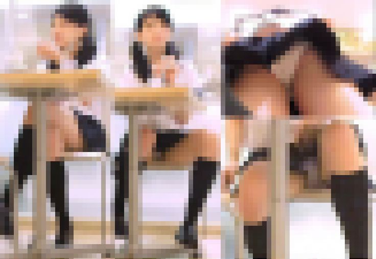 無防備開脚でP丸見えの制服美女パンチラ盗撮動画 サンプル画像