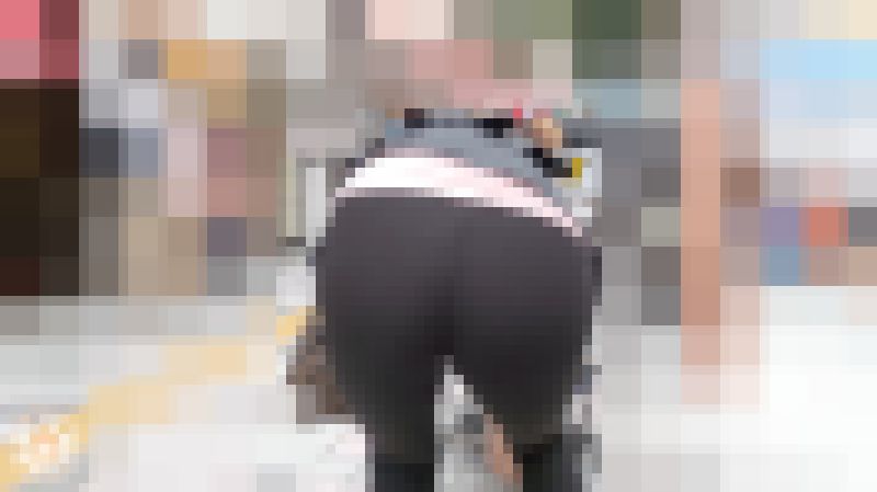 【FHD高画質】 ランチ時の突き出し黒ヨガパン サンプル画像