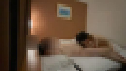 新作【素人個人撮影】地味系すっぴん美人ちゃんをとことんイカせまくり！秒で即イキの彼女を快楽調教しちゃいました【前編】　サンプル画像3