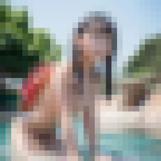 赤いカバンが大好きな18歳の地味子ちゃん30人【AI画】　サンプル画像2