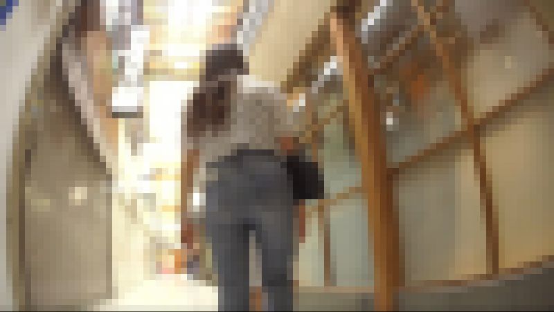 水玉シャツ巨尻デニム サンプル画像