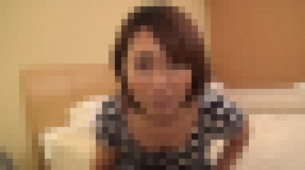 スレンダーで敏感な体をした24歳塾講師が巨根でガンガン突かれ快感に喘ぎまくる サンプル画像