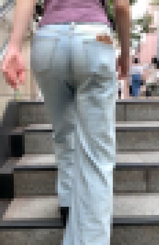 【OLシリーズ】デニムなのに小尻でめちゃくちゃ綺麗なヒップラインのOL【71】 サンプル画像2