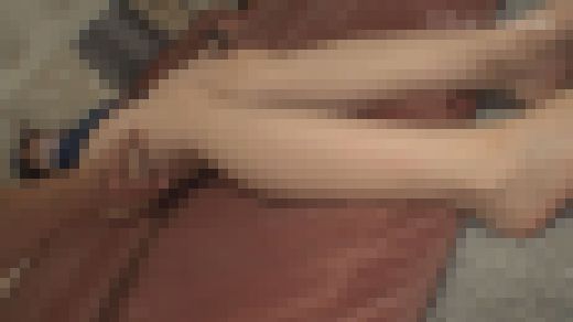 こちょこちょ族　今回の同人モデルはくすぐり初体験の美女でした…　ゆあ　21歳　スク水編　サンプル画像1