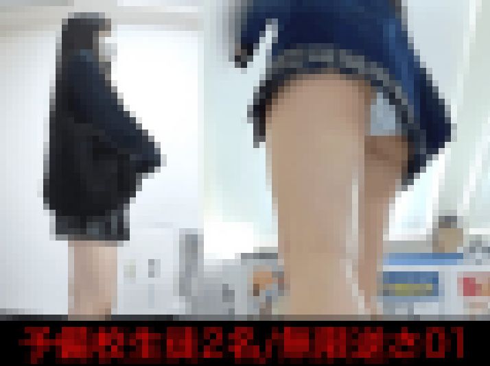 【予備校内盗撮】2022/10/クソミニ教え子2名分 サンプル画像