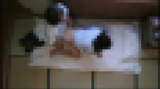 隠し撮りして勝手に発売しました。熟女マッサージ師を呼んだらむらむらしてチンポは興奮！収まりつかず…　Part 2　IQPA-03　サンプル画像2