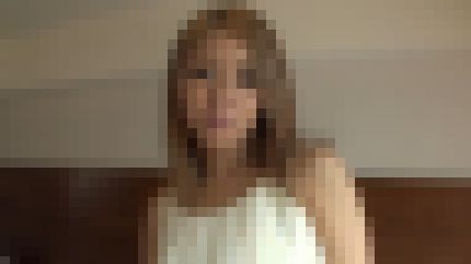 スレンダーギャルの20歳フリーターが巨根で突かれ苦悶の表情を浮かべ喘ぐ サンプル画像