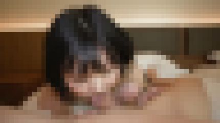 色白清楚のアラフォー人妻が再び他人棒で突かれて乱れまくり中出しされる　サンプル画像2