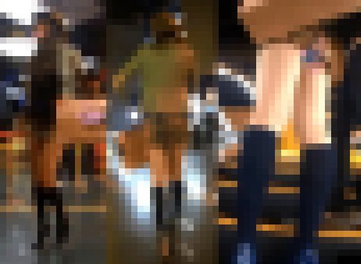 【ニーハイミニスカ！最強過ぎるコーデのお姉さんを逆さ撮り！】 サンプル画像