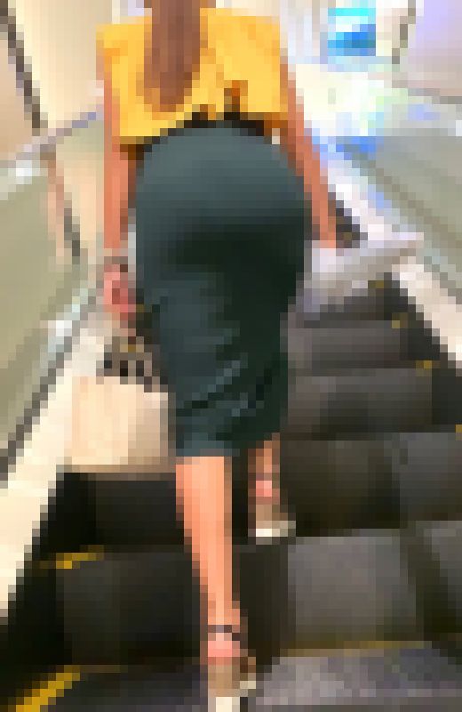 【OLシリーズ】若い女とバリキャリOLボリューム尻が一目でわかるエロ尻【98】　サンプル画像3