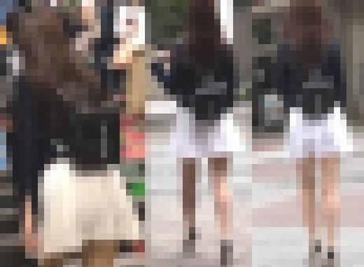 駅の階段で捉えたお姉さんのスカートの中を盗撮 サンプル画像1