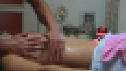 【FHD】巨乳・爆乳化させるバストマッサージ技術、やってはいけないコト　サンプル画像1