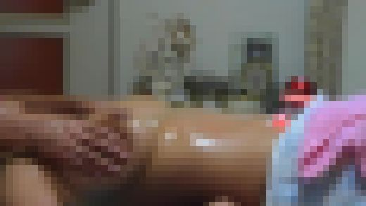 【FHD】巨乳・爆乳化させるバストマッサージ技術、やってはいけないコト　サンプル画像2