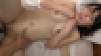 清楚で美人の27歳人妻が他人棒で突かれて何度も絶頂を迎え体を痙攣させ中出しされる　サンプル画像3