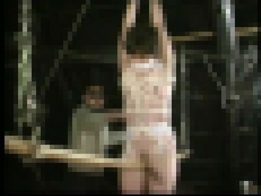 人妻密室監●　蝋責め・乱れ九尾鞭　Part 2　サンプル画像1