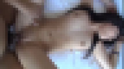 美巨乳の19歳フリーターが久しぶりの挿入で巨根でガンガン突かれマン汁を白濁させて喘ぐ　サンプル画像3