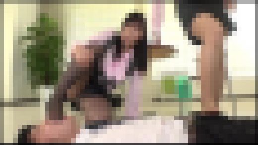 【フリーダム】ブチギレたOLが色々なパンストで脚責め #001 NFDM-487-01　サンプル画像1