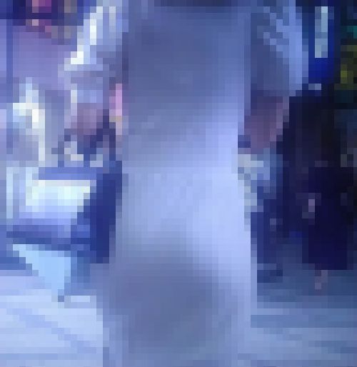 超美形美女のタイトワンピ姿がイヤらしい　サンプル画像2