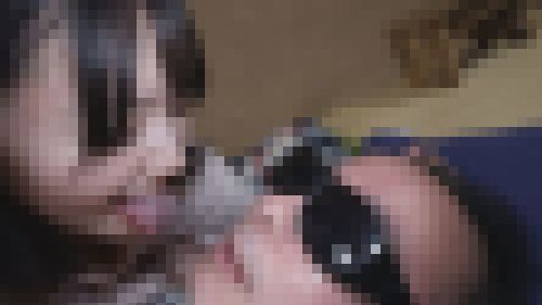 湿ったコケ舌でまったり顔面+乳首舐めでご奉仕するエロ女子さん（完全オリジナル）　サンプル画像1