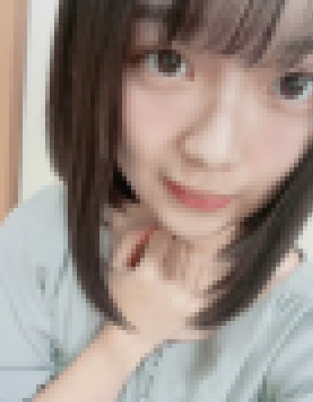 【現役モデル初投稿】まんぐり全開潮撒き散らしオナニー サンプル画像