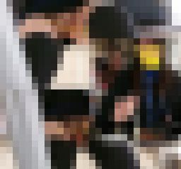 セット販売 会社の同僚を食事休憩中にパンチラ撮影! vol.21,23,25 サンプル画像