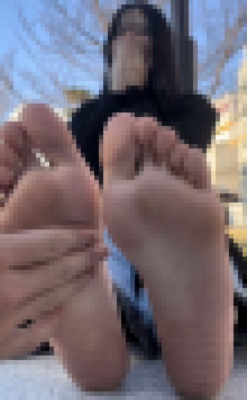 清楚系美女24cm足裏くすぐり！4分7秒　サンプル画像2