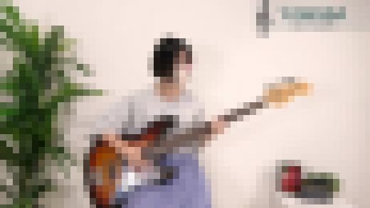 【胸チラ盗●】美乳クッキリ女子大生/控え目な乳房/キツキツ食い込みパンティ【ベーシストの日常Vol.15】　サンプル画像1
