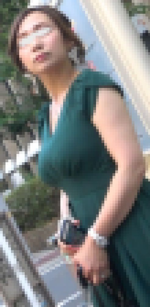 超鬼乳ドレス美女 サンプル画像