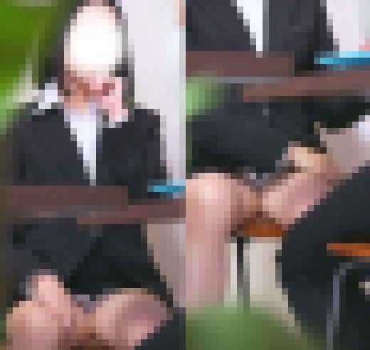 新春 営業のお姉さんのパンツをこっそり覗き見 サンプル画像2
