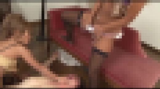 【ジャネス】うだつの上がらないダメ社員に逆セクハラで強○勃起させるサディスティックなOL秘書たち#017 QEDW-006-17　サンプル画像3