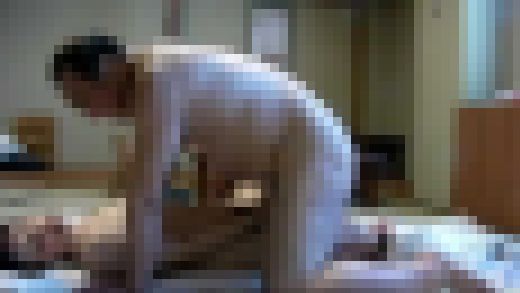 温泉旅館　ヒワイなマッサージ師隠し撮り投稿　Part 2　IQPA-132-2　サンプル画像2