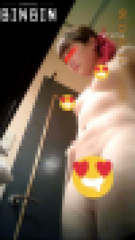 【完全オリジナル/着替え】オシャレで可愛い美容師Hちゃんのシャワー前を覗き見 サンプル画像