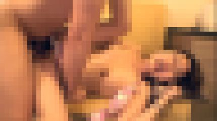 ＜再販＞感度抜群の26歳デザイン会社OLが初ハメ撮りで繰り返し絶頂　サンプル画像3