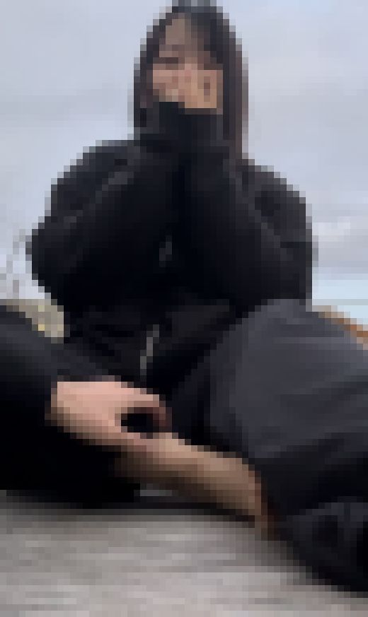 ギャル系美女24cm超絶激弱足裏くすぐりで大爆笑！4分36秒　サンプル画像3