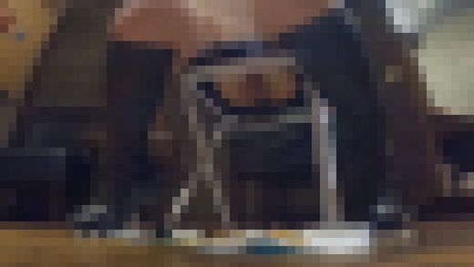 ぴちぴち20歳女子大生れな様の私物ブーツで踏みつけフードクラッシュ餌付け　サンプル画像2