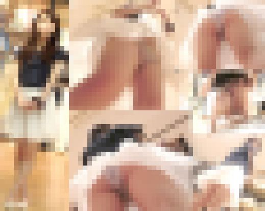 モロバレで大ピンチ!店員盗撮中に気付いた瞬間の戸惑う姿に興奮!顔もパンツもバッチリ!店員盗撮40 サンプル画像