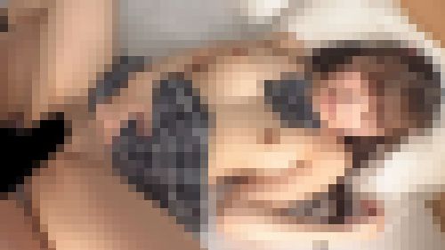 【チュパチュパ手コキ】真面目な彼女に「チュパチュパ手コキ」のご指導を‼　サンプル画像3