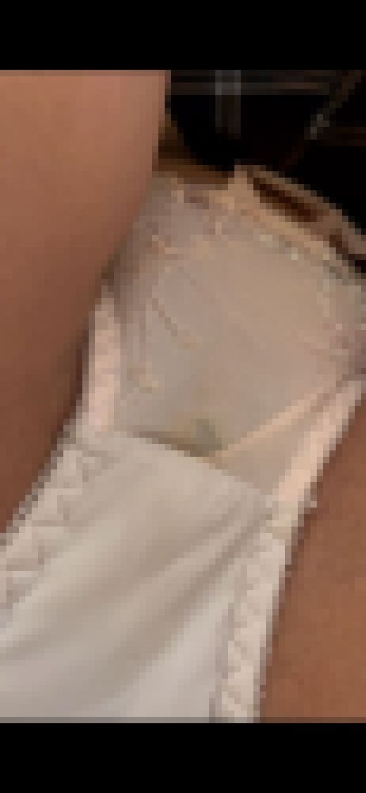 vol.80(露出乳首コリコリ、くぱぁアリ) 超美人赤チェKを逆さ撮り、くぱぁ、露出乳イジりをしたら生Pに染みが出てきた　サンプル画像2