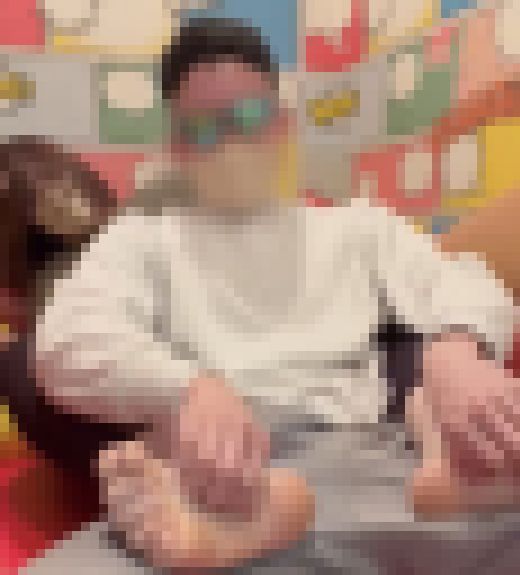 ハーフ美女こはるさん29cm超絶激弱足裏くすぐり！②3分51秒　サンプル画像3