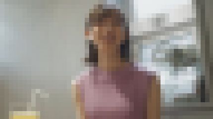 スレンダー美巨乳の30歳人妻が他人棒で突かれ体をビクつかせながら絶頂 サンプル画像
